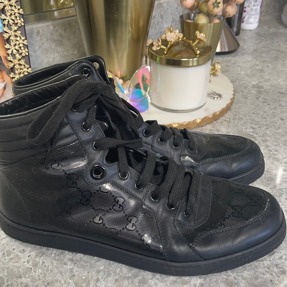 Men’s high top Gucci sneakers